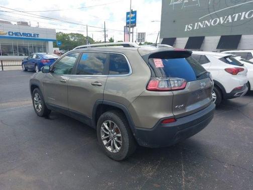 Light Brownstone Pearlcoat 2020 Jeep Cherokee Latitude Plus