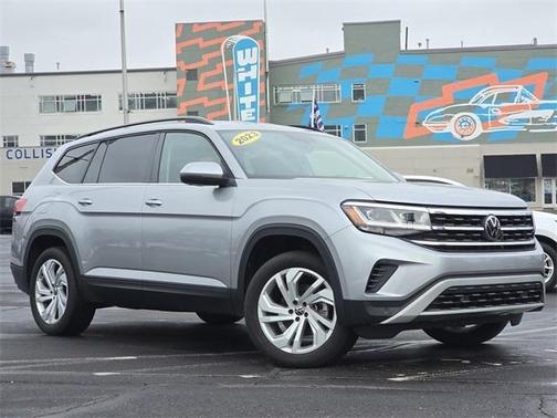 2023 Volkswagen Atlas 3.6L SE w/Technology