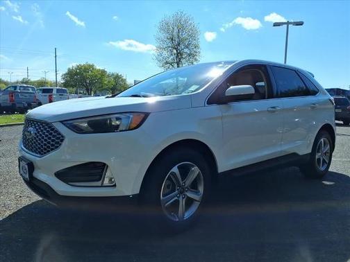 STAR WHITE 2023 Ford Edge SEL
