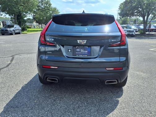 2021 Cadillac XT4 Luxury