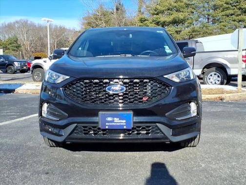 2022 Ford Edge ST