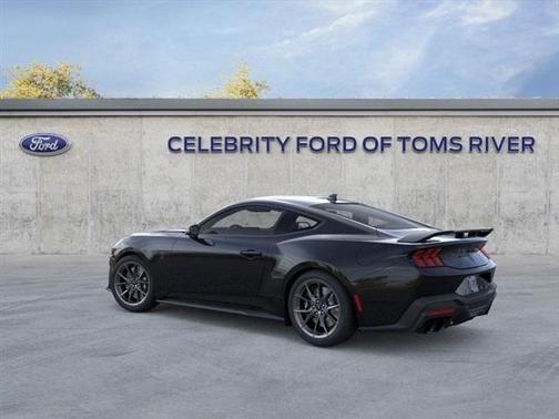 2025 Ford Mustang Dark Horse