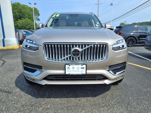 2024 Volvo XC90 B5 Plus Bright Theme