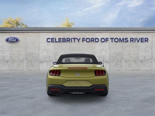2025 Ford Mustang EcoBoost Premium