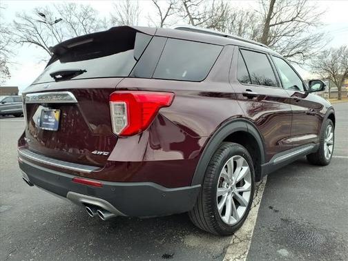 2022 Ford Explorer PLATINUM