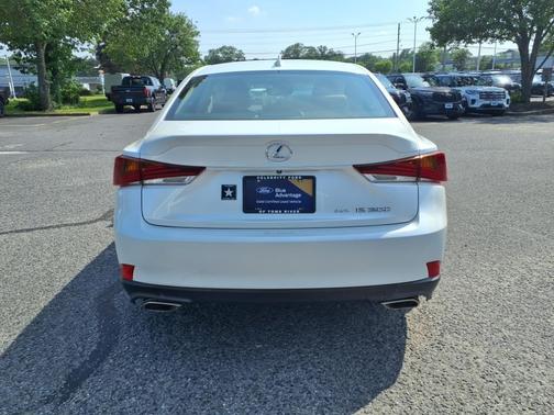 2019 Lexus IS 300 Base
