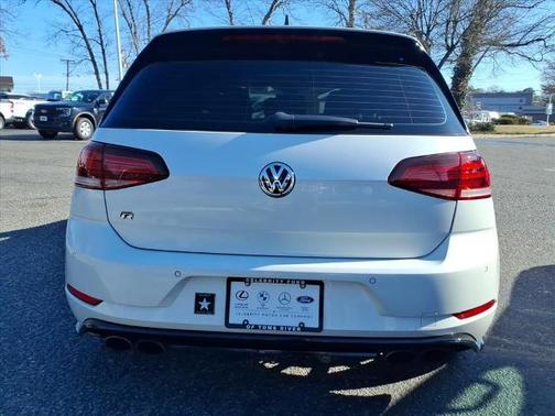 2018 Volkswagen Golf R 2.0T W/DCC & NAVIGATION