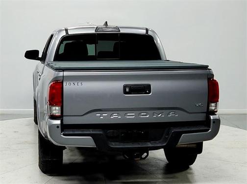 2017 Toyota Tacoma SR