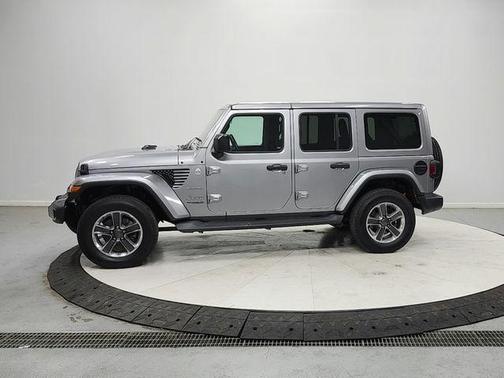 Billet Silver Metallic Clearcoat 2018 Jeep Wrangler Unlimited Sahara
