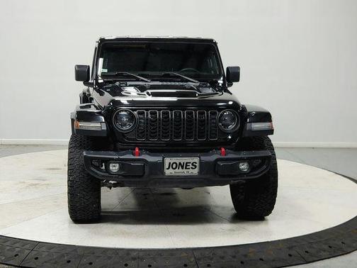 Black Clearcoat 2024 Jeep Wrangler Rubicon
