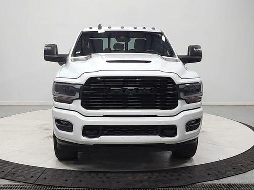 Bright White Clearcoat 2023 RAM 2500 Laramie
