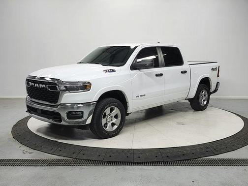 Bright White Clearcoat 2025 RAM 1500 Big Horn/Lone Star