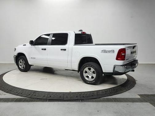 Bright White Clearcoat 2025 RAM 1500 Big Horn/Lone Star