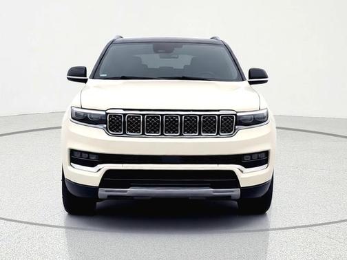 2023 Jeep Grand Wagoneer Series II