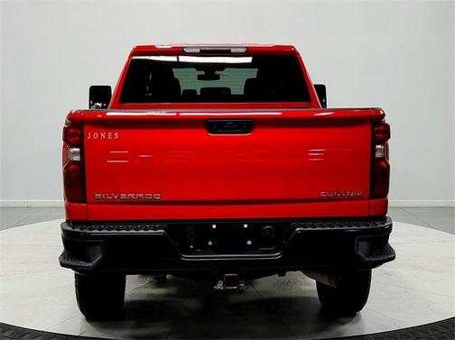 2022 Chevrolet Silverado 2500 Custom