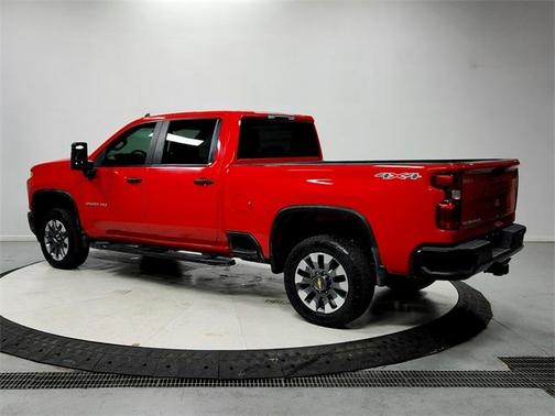 2022 Chevrolet Silverado 2500 Custom