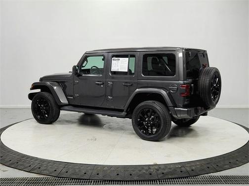 2021 Jeep Wrangler Unlimited Sahara Altitude