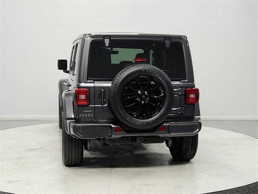 2021 Jeep Wrangler Unlimited Sahara Altitude