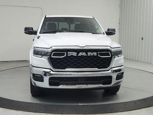 Bright White Clearcoat 2026 RAM 1500 Big Horn/Lone Star