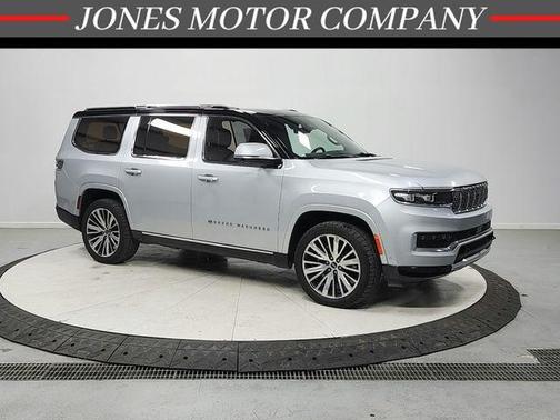 Silver Zynith 2022 Jeep Grand Wagoneer Series III
