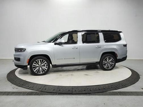 Silver Zynith 2022 Jeep Grand Wagoneer Series III