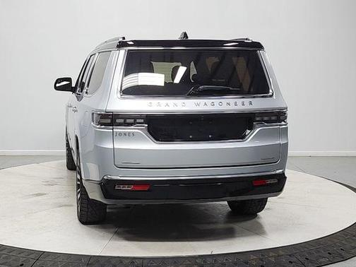 Silver Zynith 2022 Jeep Grand Wagoneer Series III