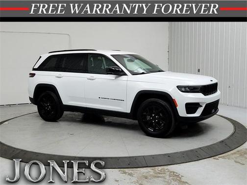 2024 Jeep Grand Cherokee Laredo