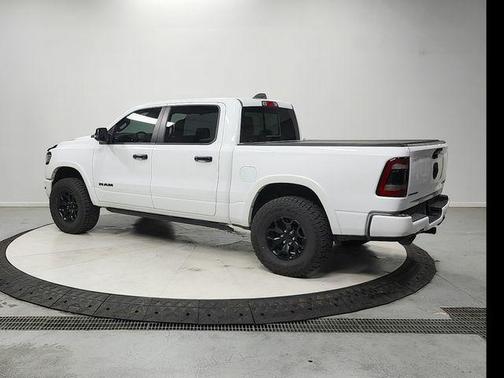 Bright White Clearcoat 2023 RAM 1500 Limited