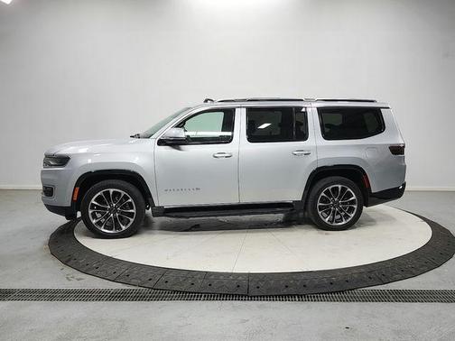 Silver Zynith 2022 Jeep Wagoneer Series II