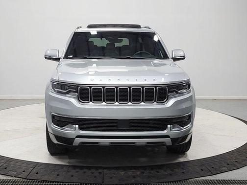 Silver Zynith 2022 Jeep Wagoneer Series II