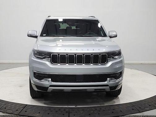 Silver Zynith 2022 Jeep Wagoneer Series II