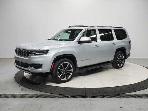 Silver Zynith 2022 Jeep Wagoneer Series II
