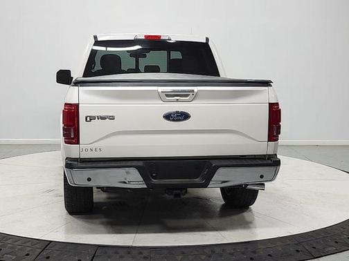 White Platinum Tri-Coat Metallic 2017 Ford F-150 Lariat