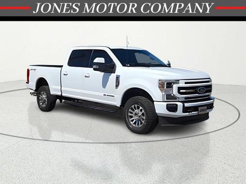 Oxford White 2022 Ford F-250 Lariat