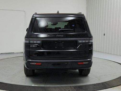 Gloss Black 2026 Jeep Grand Wagoneer Limited