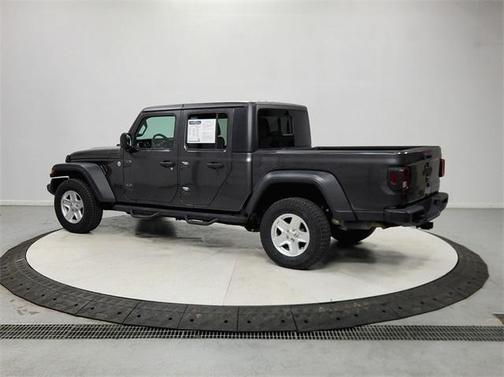 2020 Jeep Gladiator Sport