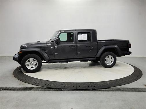 2020 Jeep Gladiator Sport