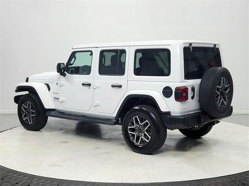 2024 Jeep Wrangler Sahara