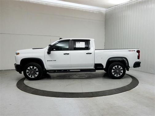 2022 Chevrolet Silverado 2500 Custom