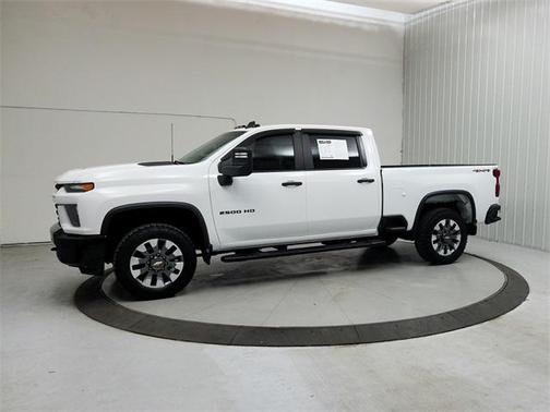 2022 Chevrolet Silverado 2500 Custom