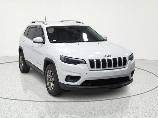 Bright White Clearcoat 2019 Jeep Cherokee Latitude Plus