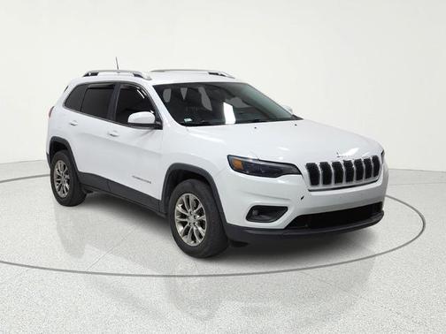Bright White Clearcoat 2019 Jeep Cherokee Latitude Plus