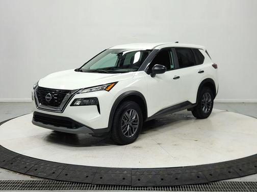 Glacier White 2023 Nissan Rogue S