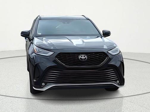 2025 Toyota Highlander XSE