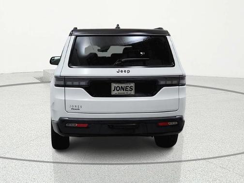 Bright White Clearcoat 2026 Jeep Grand Wagoneer Summit