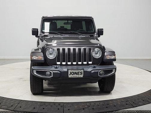Granite Crystal Clearcoat Metallic 2018 Jeep Wrangler Unlimited Sahara