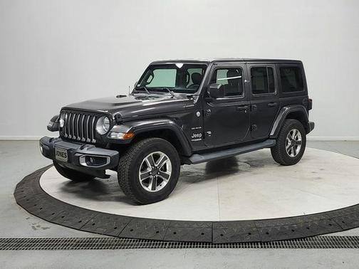 Granite Crystal Clearcoat Metallic 2018 Jeep Wrangler Unlimited Sahara