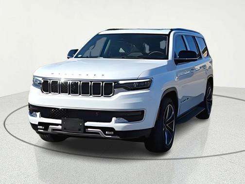 Bright White Clearcoat 2023 Jeep Wagoneer Series II