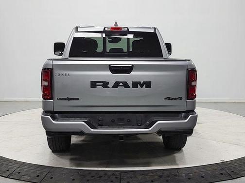 Billet Silver Metallic 2025 RAM 1500 Big Horn/Lone Star