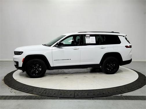 2024 Jeep Grand Cherokee L Laredo